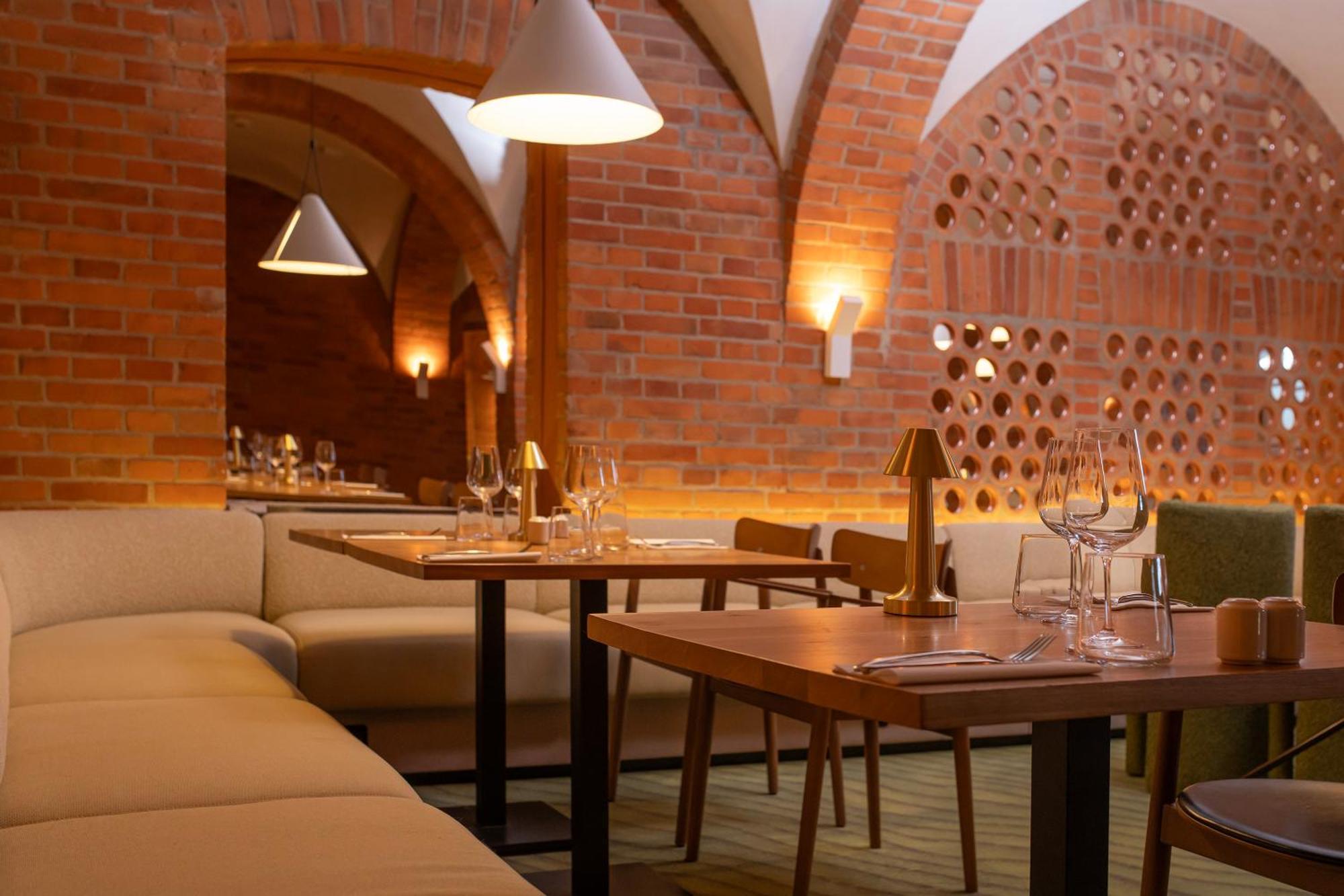 Zinar Castle Hotell Krasków Eksteriør bilde
