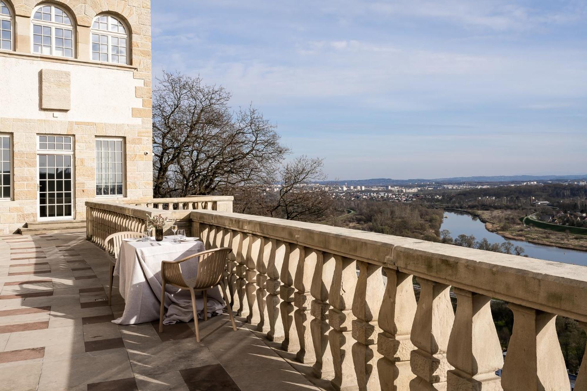 Zinar Castle Hotell Krasków Eksteriør bilde