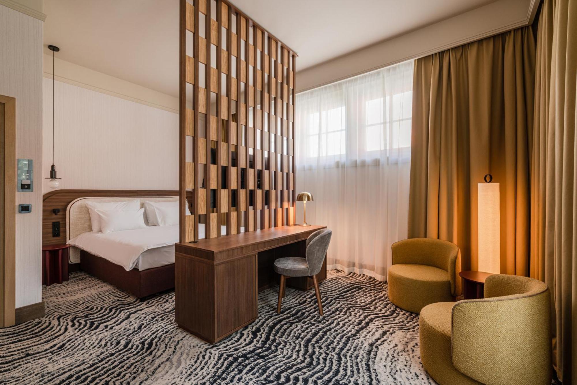 Zinar Castle Hotell Krasków Eksteriør bilde