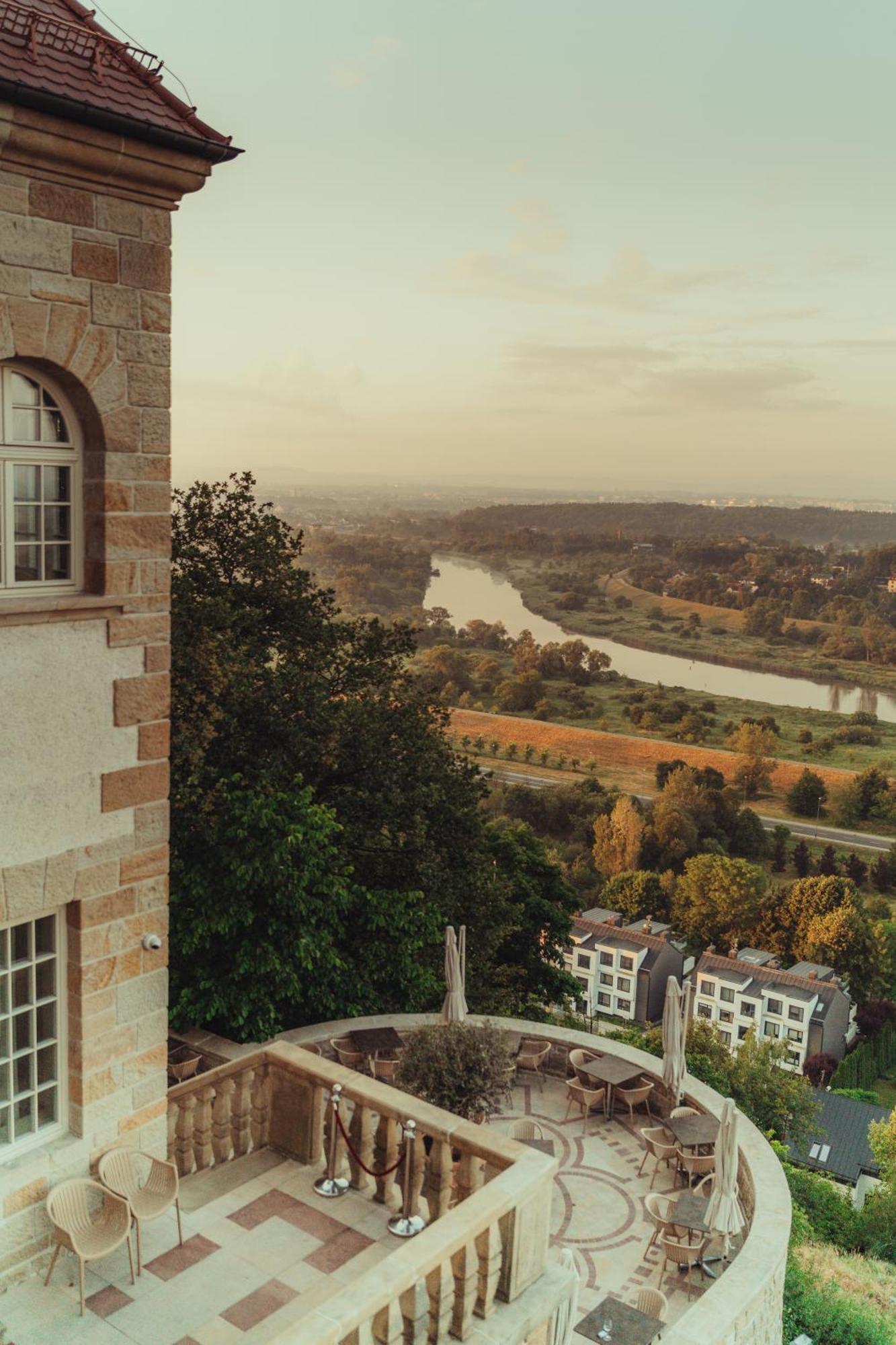 Zinar Castle Hotell Krasków Eksteriør bilde